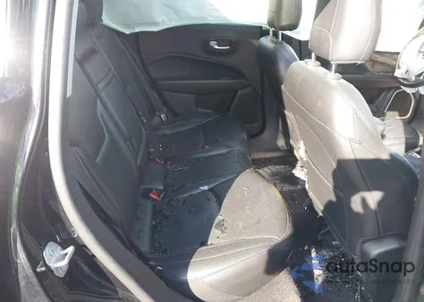 2019 Jeep Compass Limited 4X4 from USA, damaged, VIN 3C4NJDCB9KT594519